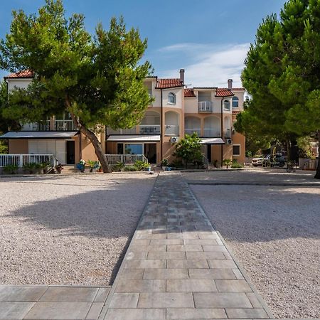 Apartments Sum Mora Vir Exterior foto