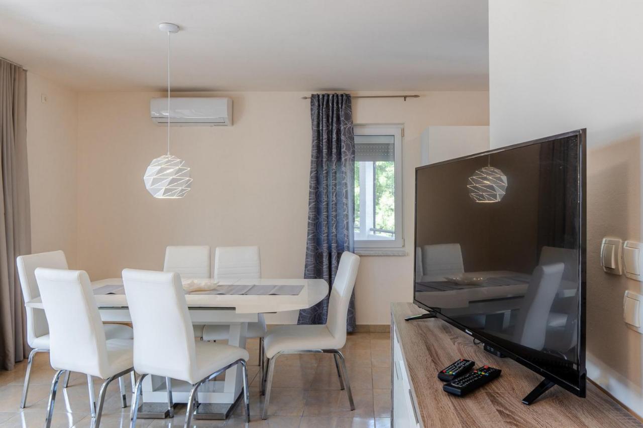 Apartments Sum Mora Vir Exterior foto