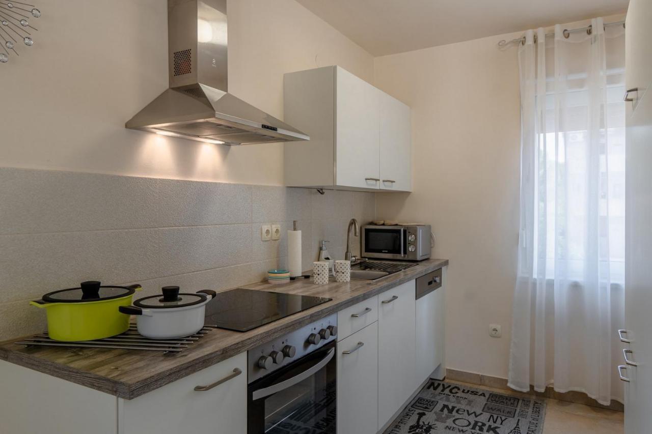 Apartments Sum Mora Vir Exterior foto