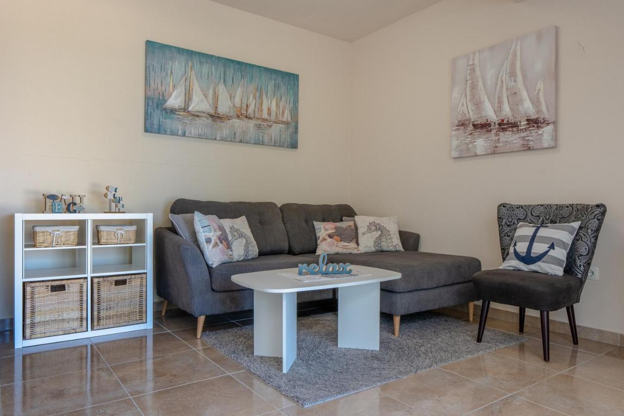 Apartments Sum Mora Vir Exterior foto